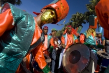 Dominikánské karnevaly – osvěžující koktejl barev, rytmů a tance